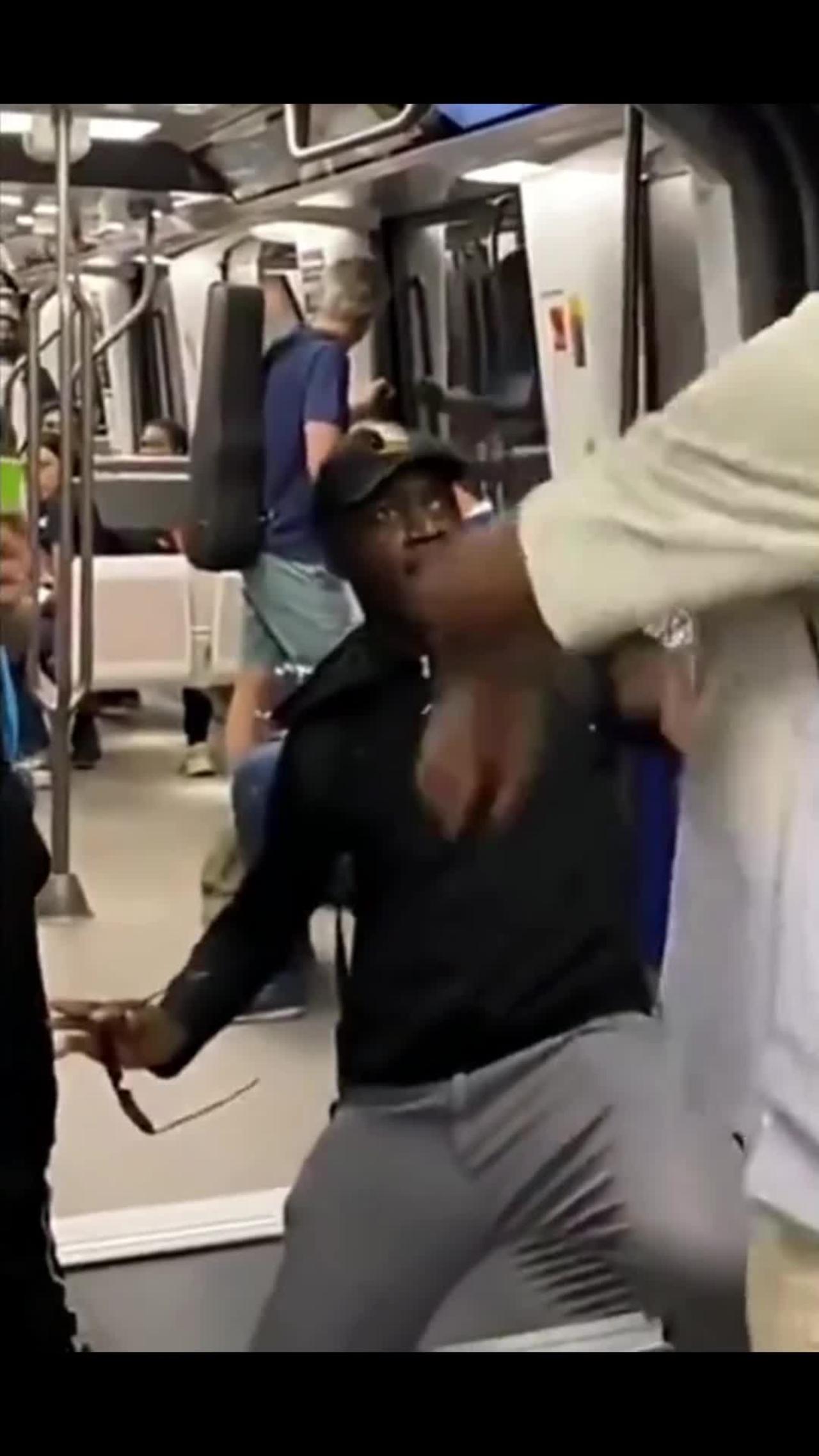 Foreign funny videos The New York subway hilarious scenes
