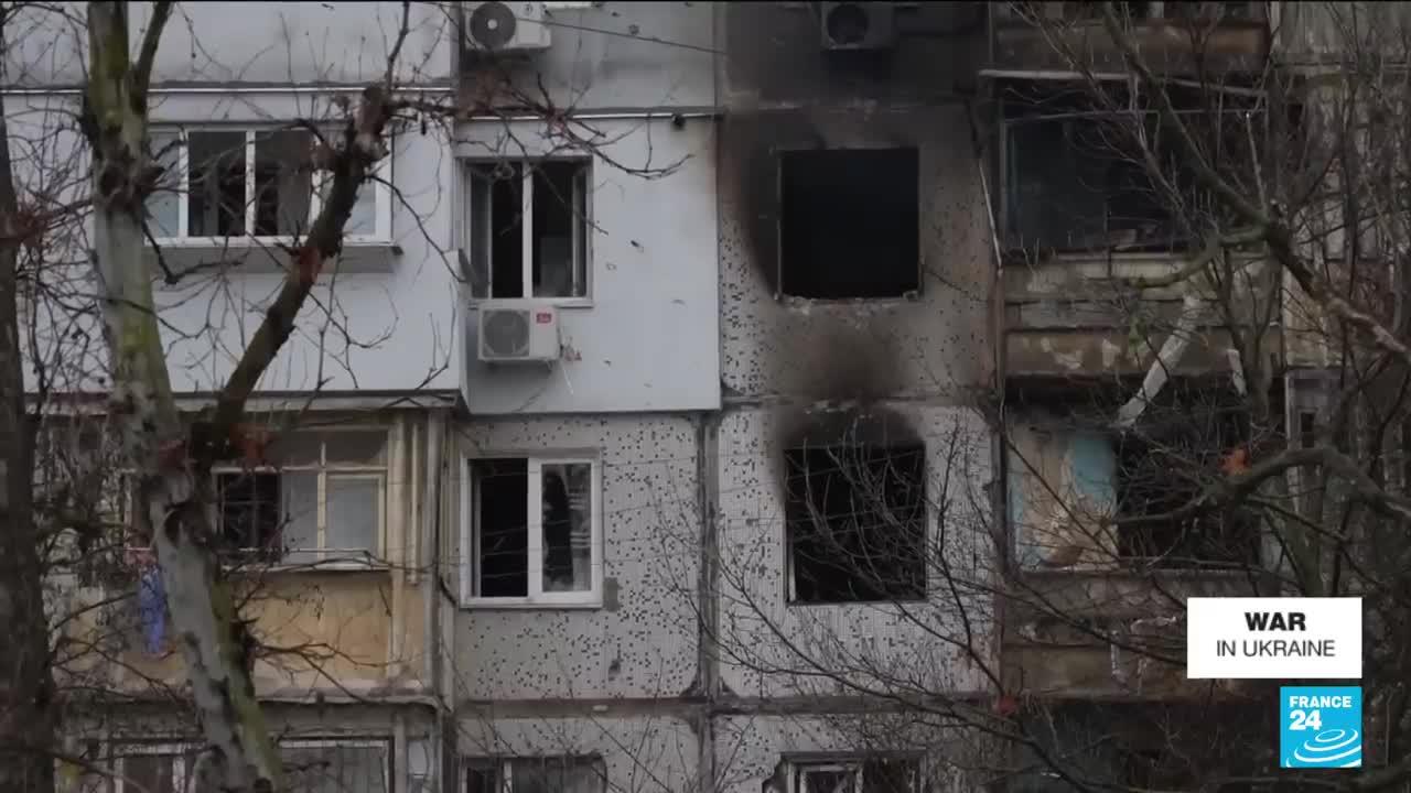 Russian attacks on Kherson: 15 civilians killed in shelling on residential buildings • FRANCE 24