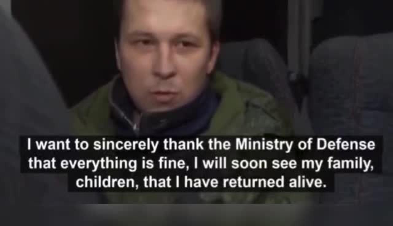Russian troops, released from captivity, share HEARTWARMING emotions