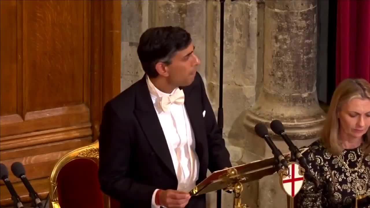 NEW - British Prime Minister Rishi Sunak declares the "golden era" between the UK and China is over.