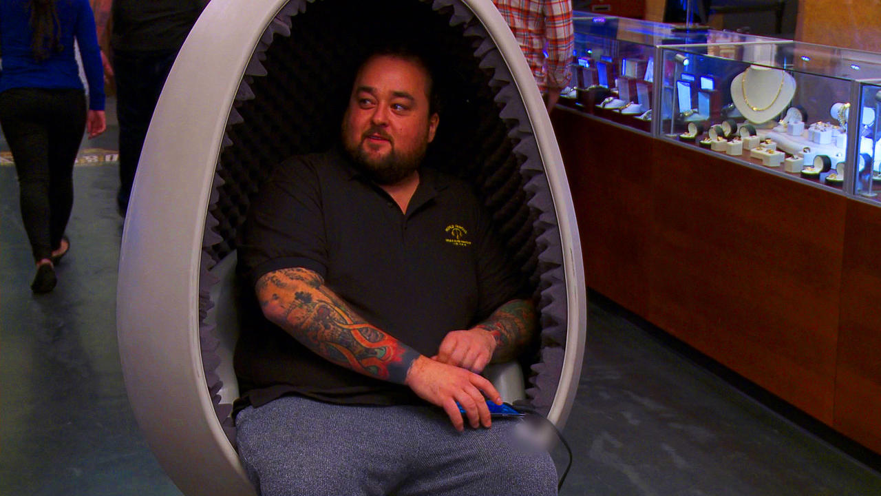 Pawn Stars: Chumlee EGG-cited by Expensive Chair