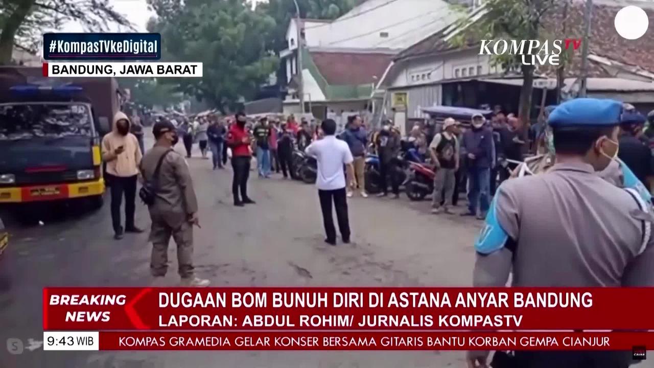 Suspected suicide blast at Indonesian police station
