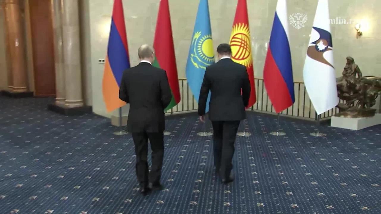 Putin arrives in Kyrgyzstan for Eurasian Economic Council
