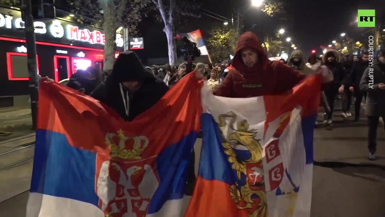 Protesters rally in Belgrade in support of Kosovo Serbs