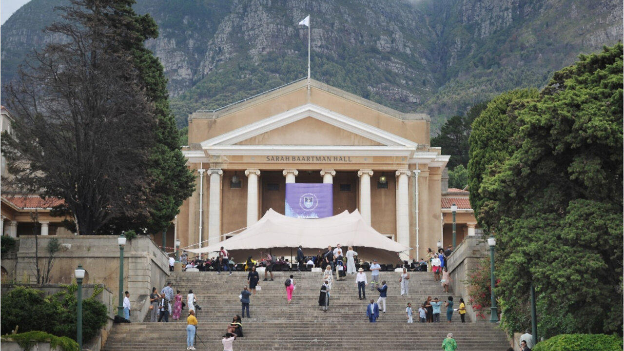 WATCH: UCT honouring students at summer graduation (1)