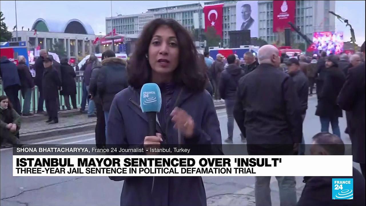 Istanbul mayor holds rally after sentence over 'insult'