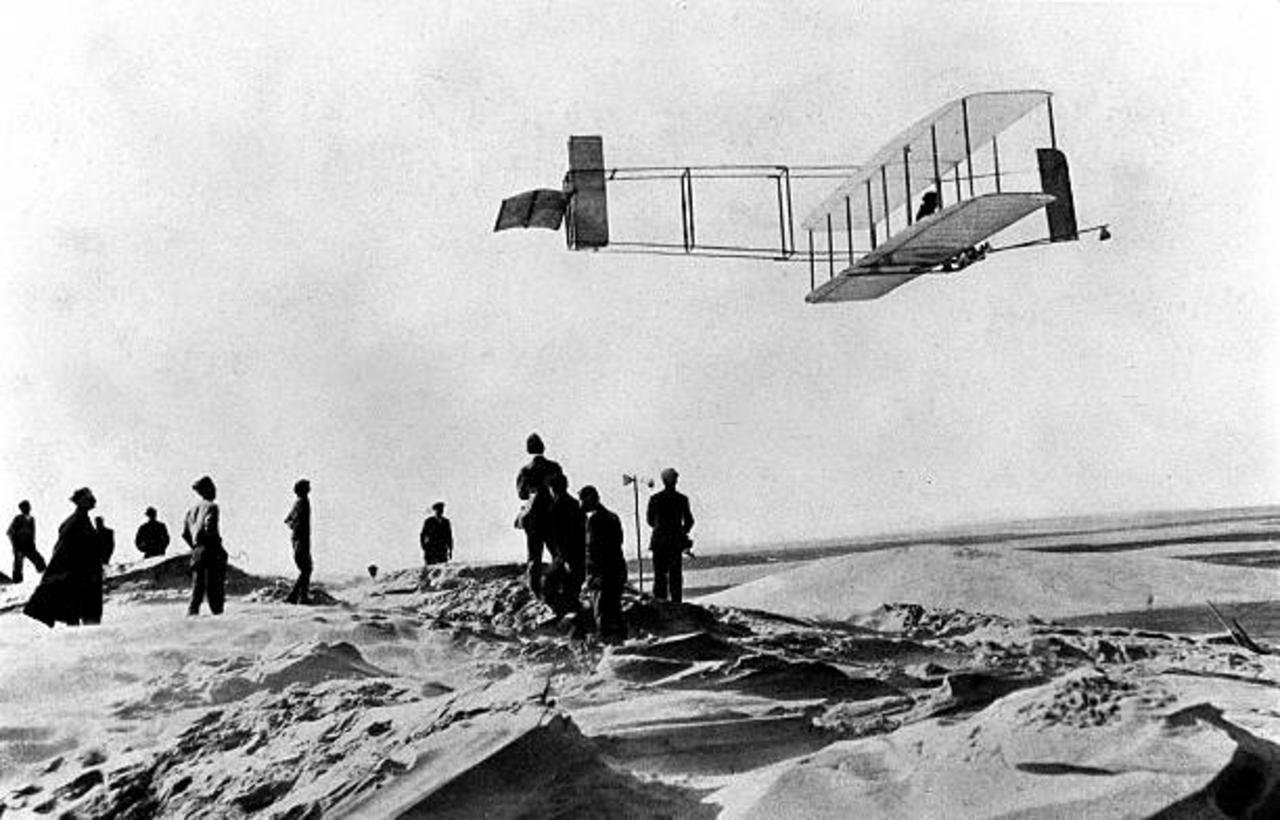 This Day in History: The First Airplane Flies (Dec. 17)
