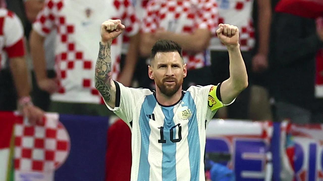 FIFA legends back Messi in World Cup final