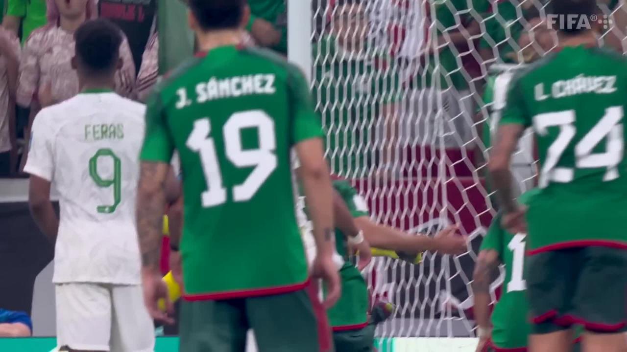 Luis Chavez stunner not enough  Saudi Arabia v Mexico  FIFA World Cup Qatar 2022