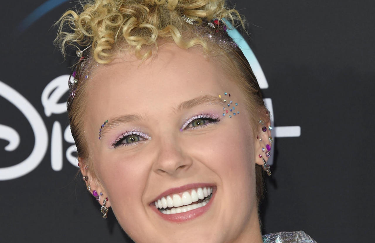 Jojo Siwa Says She Was Used For Views In One News Page Video 