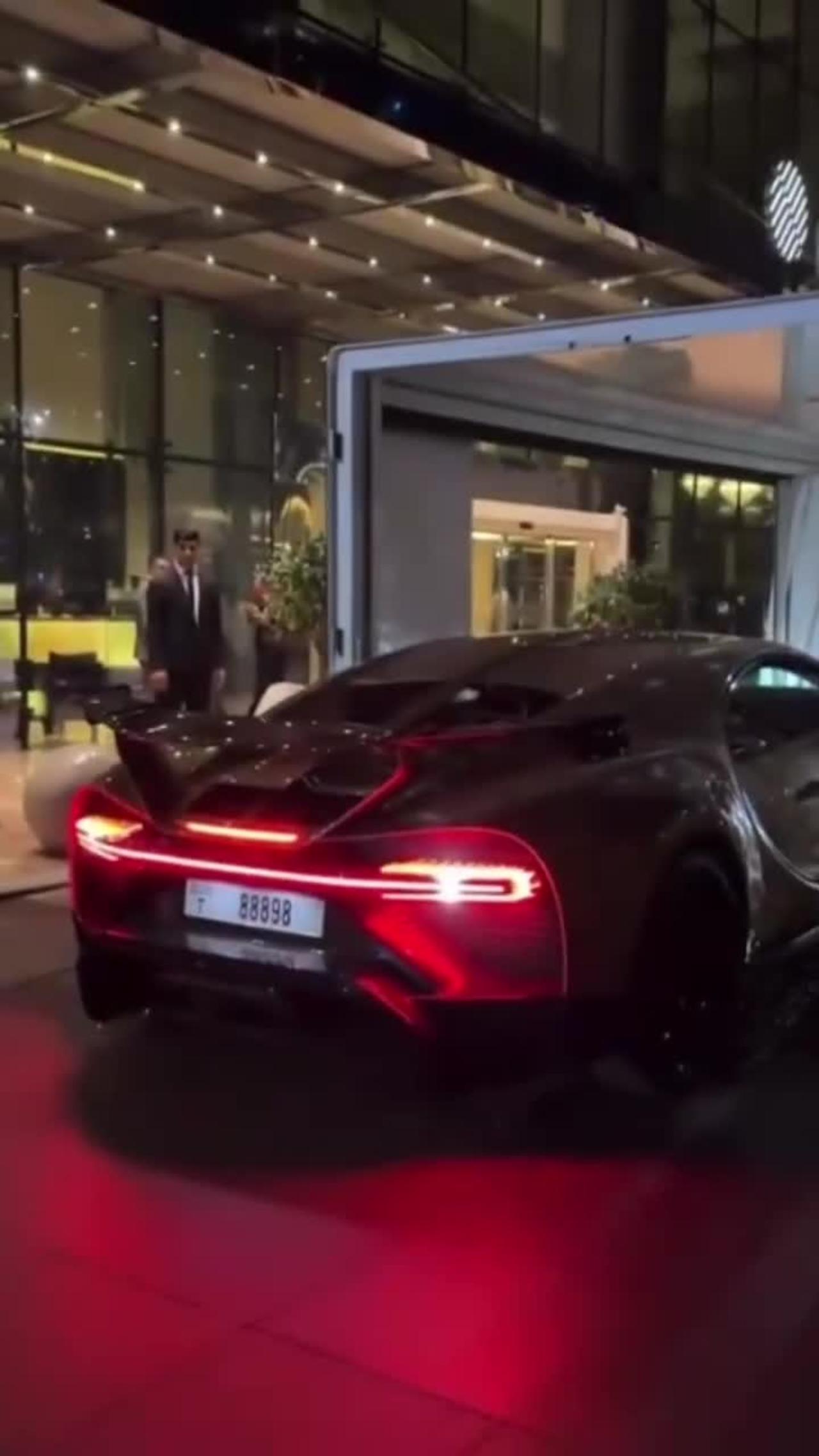 Andrew Tate’s Bugatti Arrives in Dubai - One News Page VIDEO