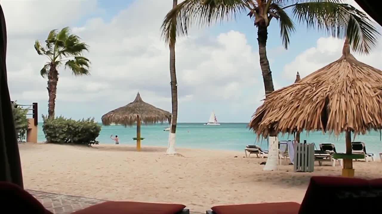 Travel expert Kinga Philipps shares her expertise for planning an Aruba adventure