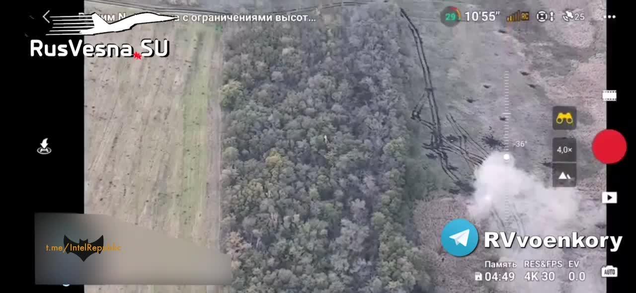☁️😮 POOF! GONE! Video shows Ukrainian tank blowing into smithereens