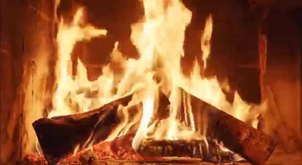 BEAUTIFUL Fireplace visual and sound for relaxation and peace of mind