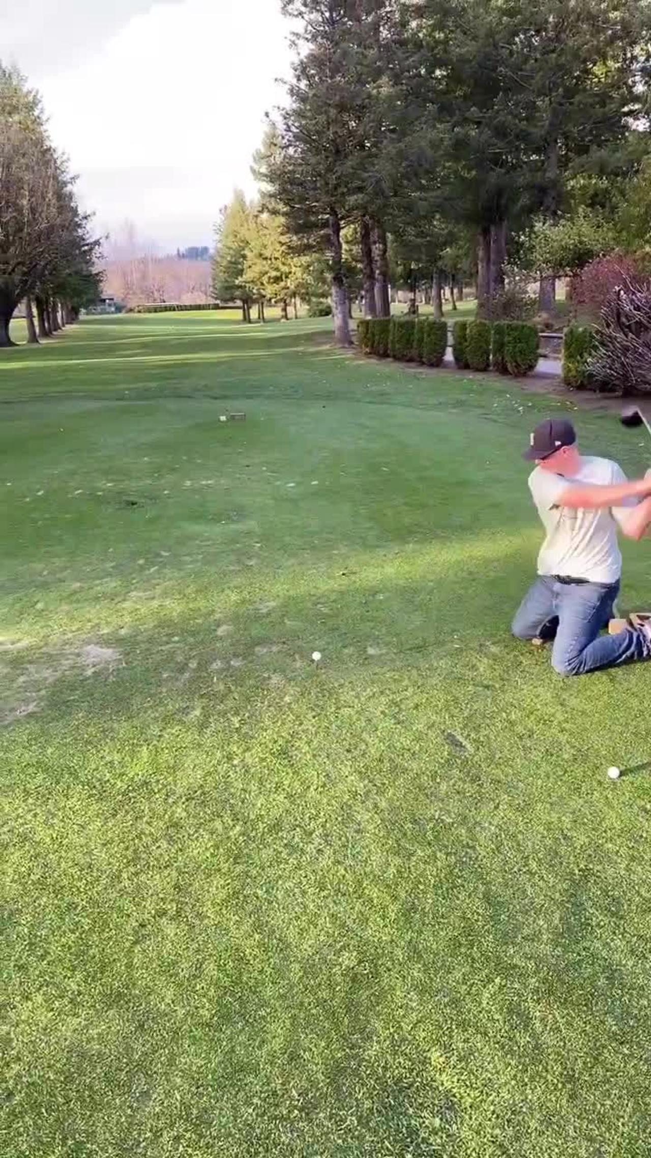Benny 320 Yard Drive Off The Knees!