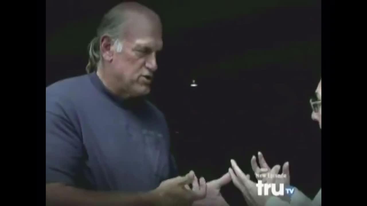 Jesse Ventura discussion about deadly vaccines in 2009