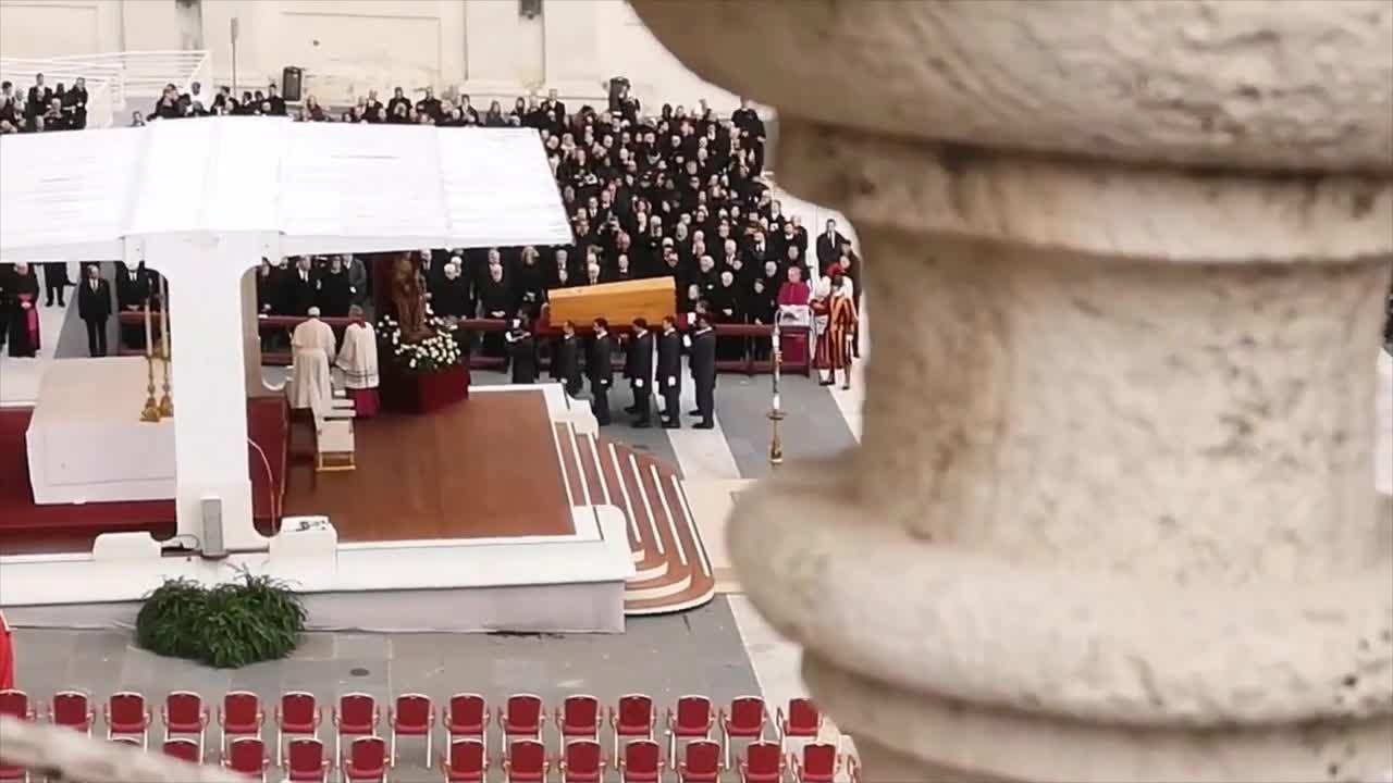 Pope Benedict's coffin carried into St. Peter's Basilica for burial