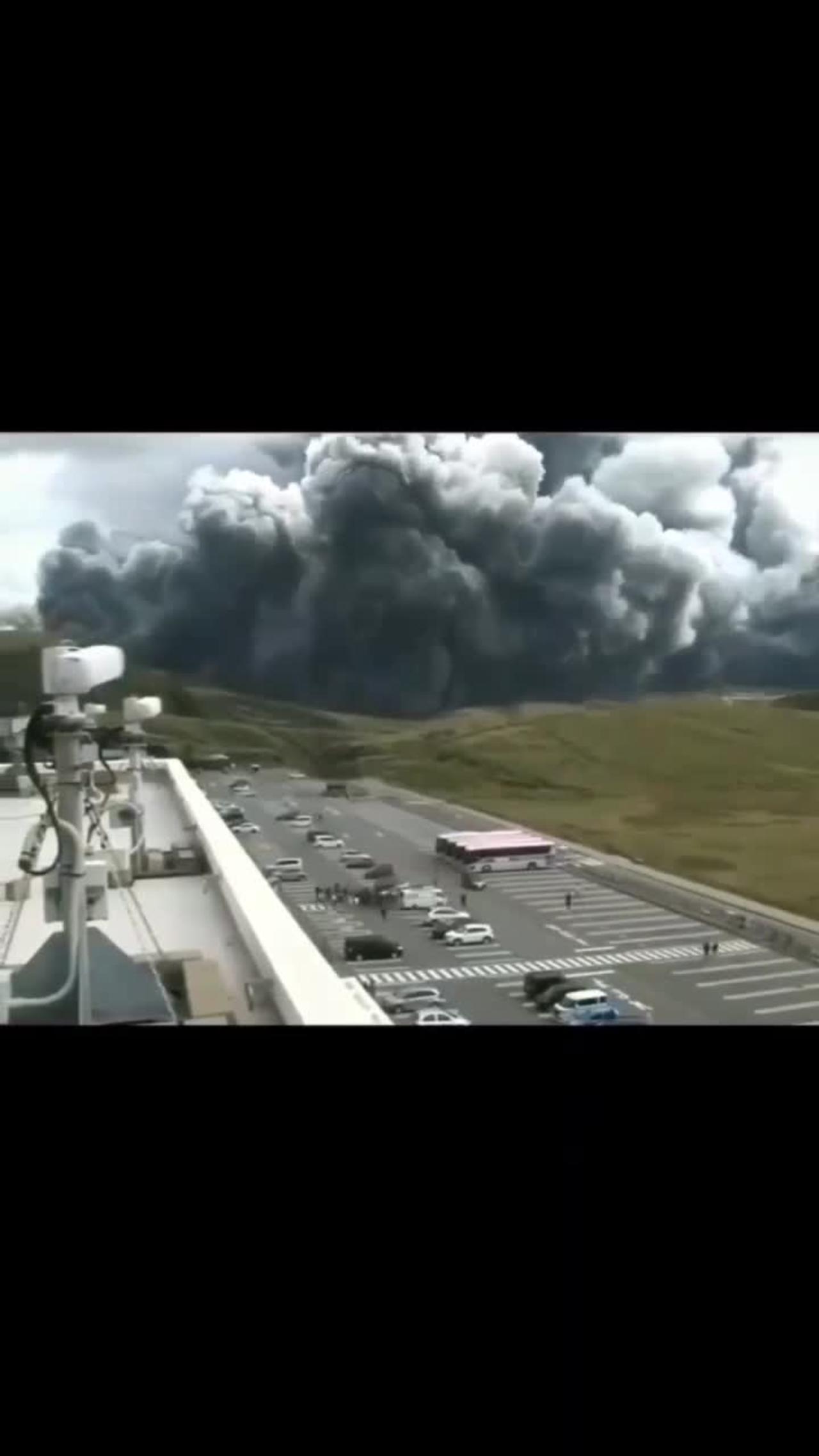eruption of Mount Aso, Japan