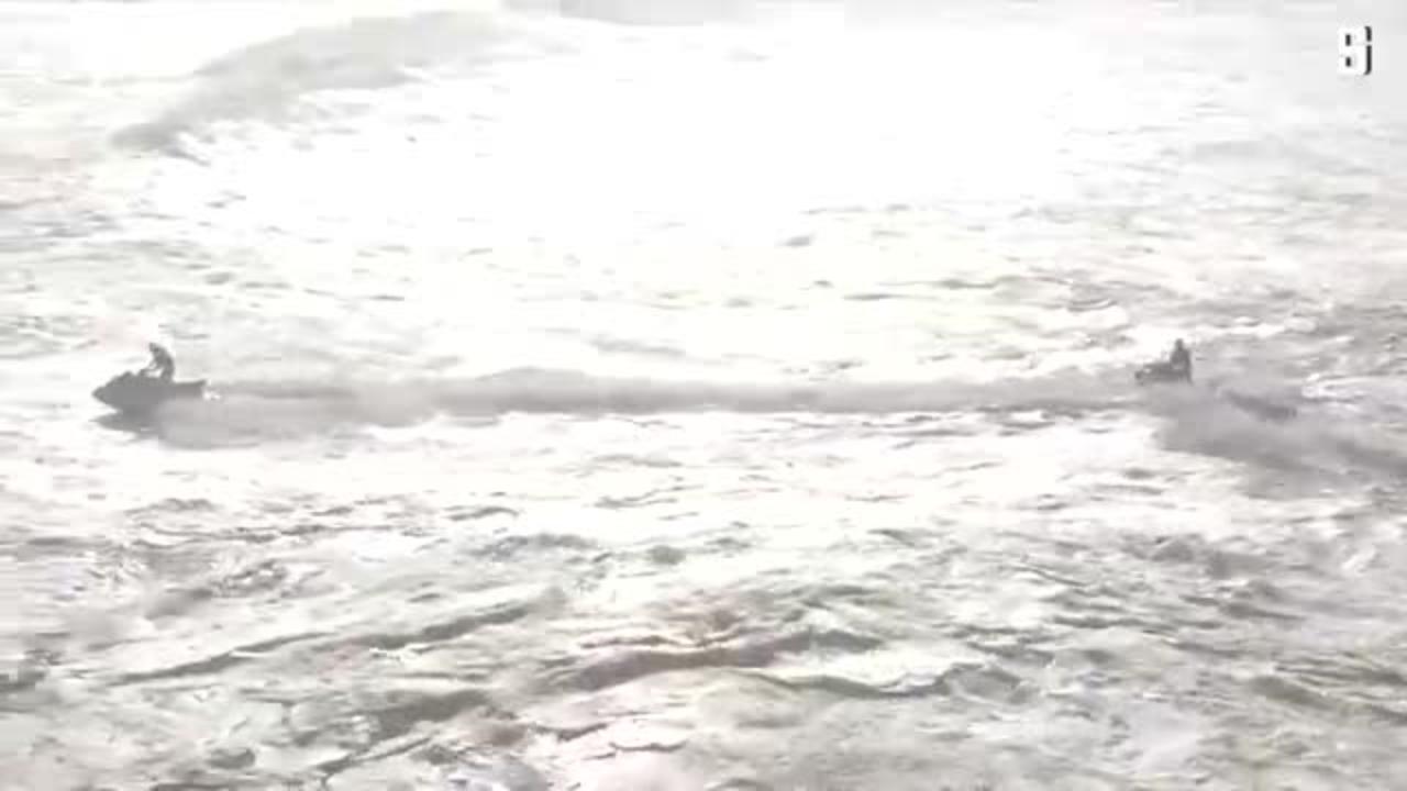 Monsterwellen vor Nazaré: Surfer in Not | DER SPIEGEL