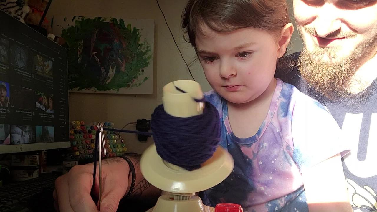 Daddy Daughter Yarn Balling One News Page VIDEO