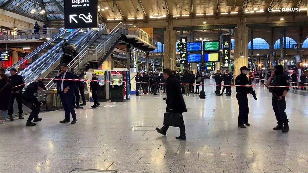 Paris railway station knife attack leaves six injured