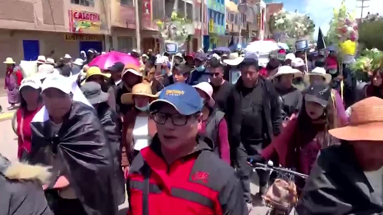 Peru families mourn after worst violence in decades