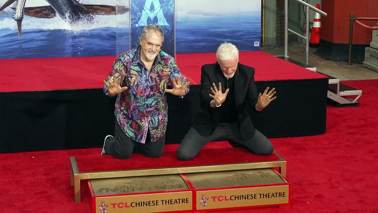 Avatar director Cameron gets handprint on Hollywood Boulevard