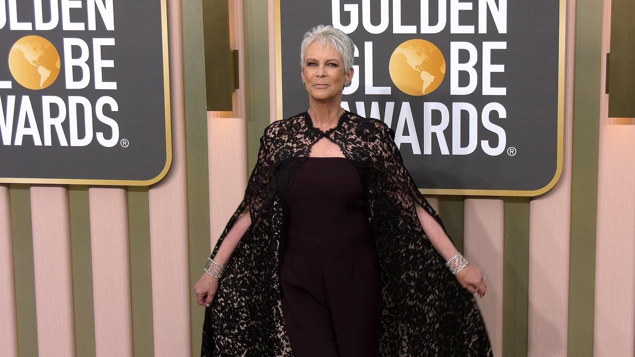 Jamie Lee Curtis 2023 Golden Globes Arrivals One News Page VIDEO