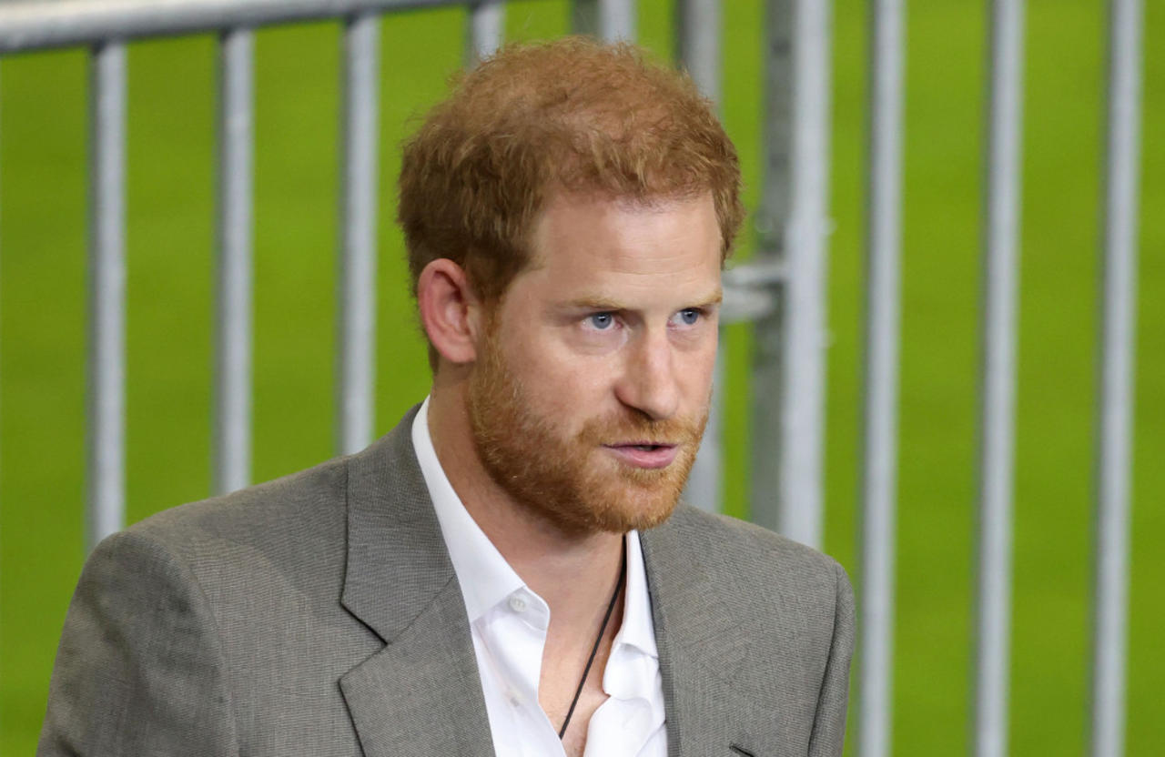 Duke of Sussex 'wants to save the royal family from themselves'