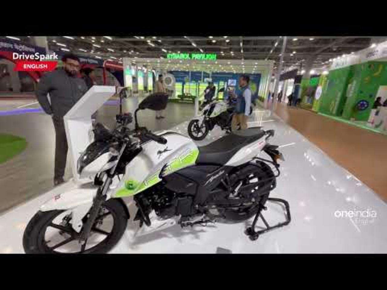 Auto Expo 2023: TVS Apache RTR 160 Ethanol Bike | Flex Fuel | Punith Bharadwaj | DriveSpark