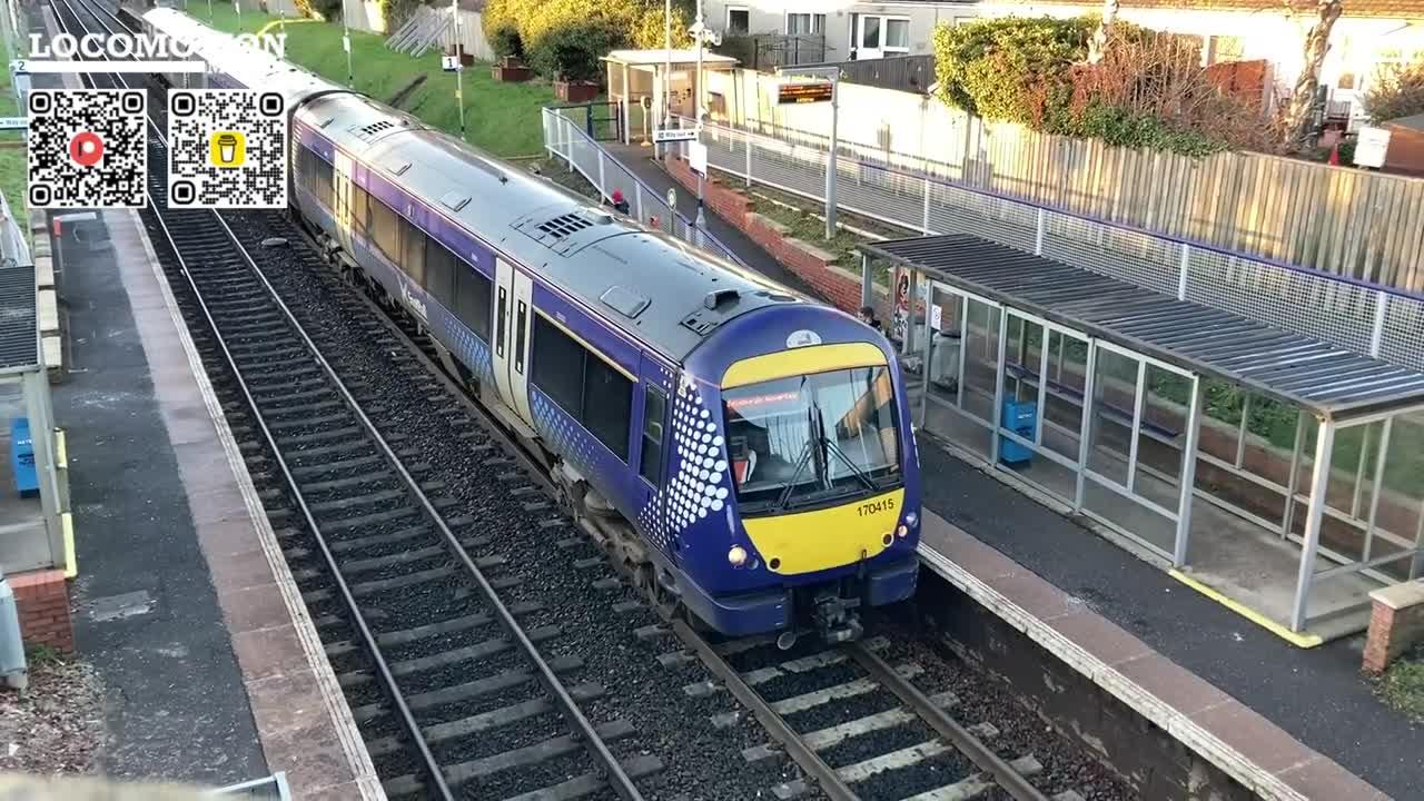 SCOTRAIL Class 170 Turbostar | Train Spotting | Two units stopping at South Gyle, Edinburgh 02/01/23