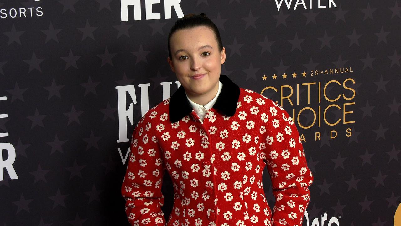Bella Ramsey 2023 Critics Choice Awards Red One News Page VIDEO