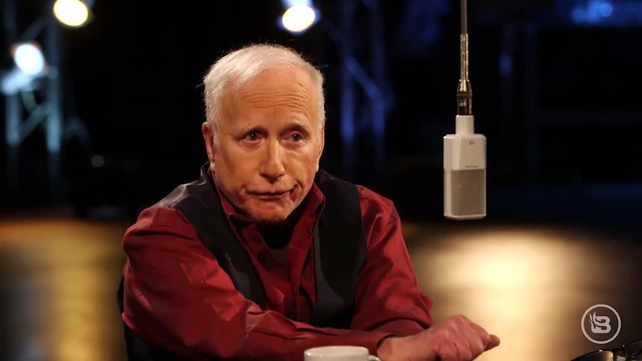 Richard Dreyfuss Tells Glenn Beck He Gave up Acting to Help Save Country