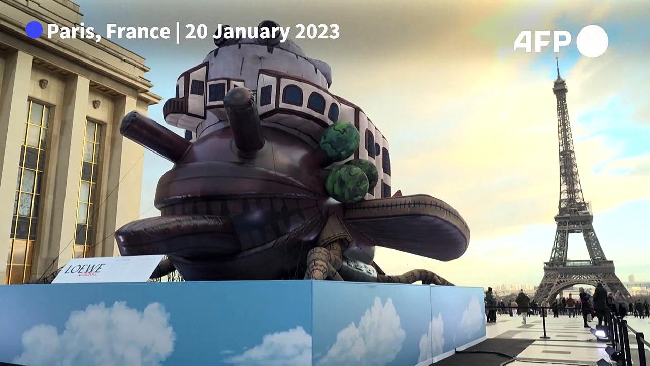 An inflatable 'Howl's Moving Castle' on Paris' Trocadero esplanade