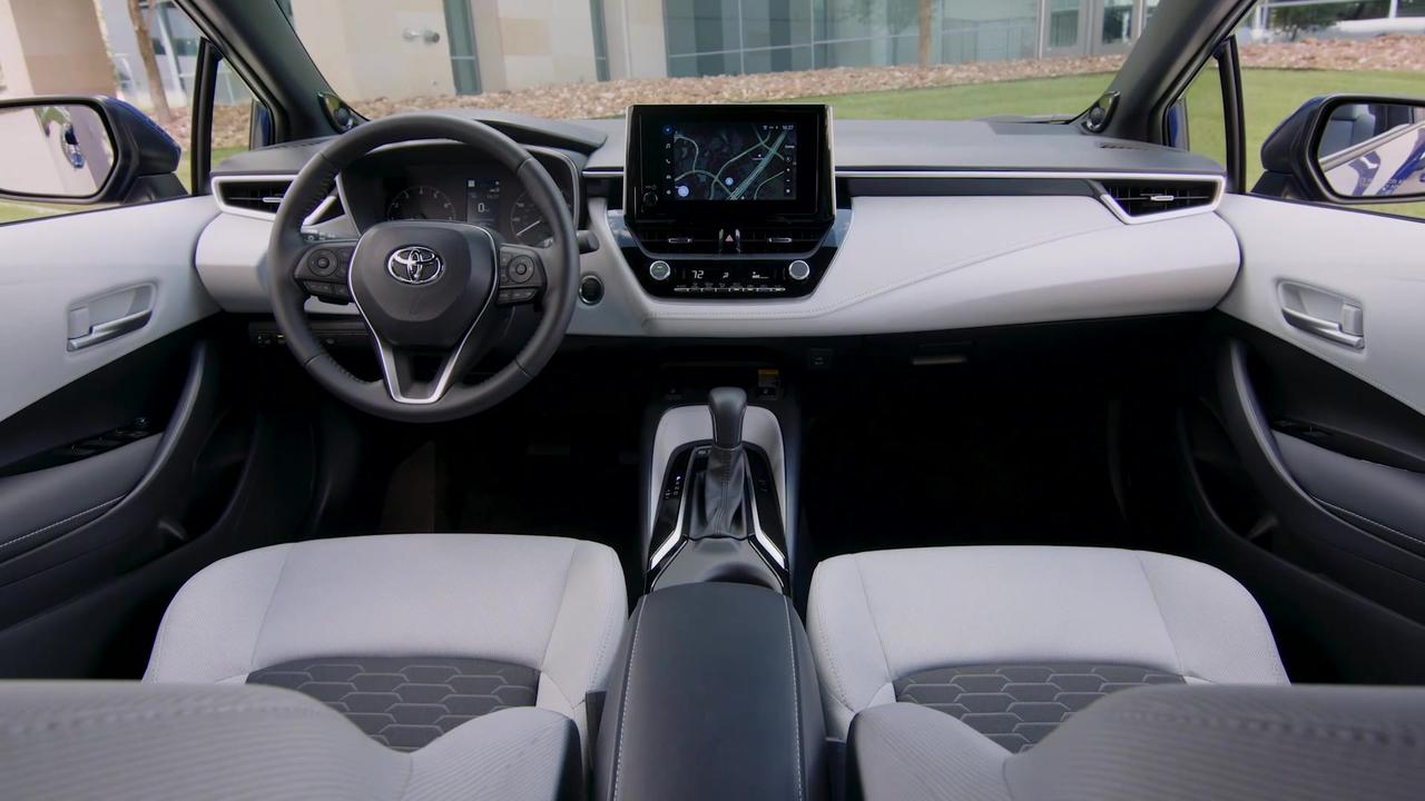 2023 Toyota Corolla SE Hatchback Blue Crush Metallic Interior Design
