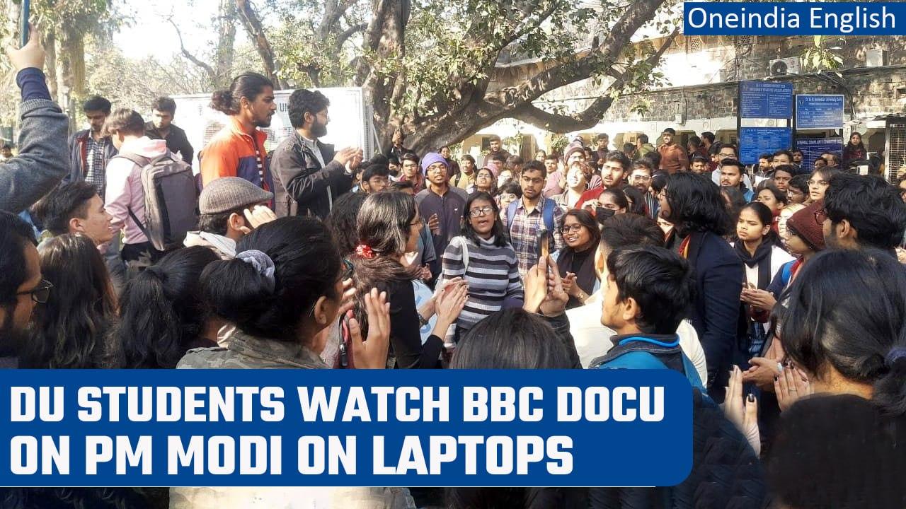 Delhi University students watch BBC documentary on PM Modi after power cut | Oneindia News