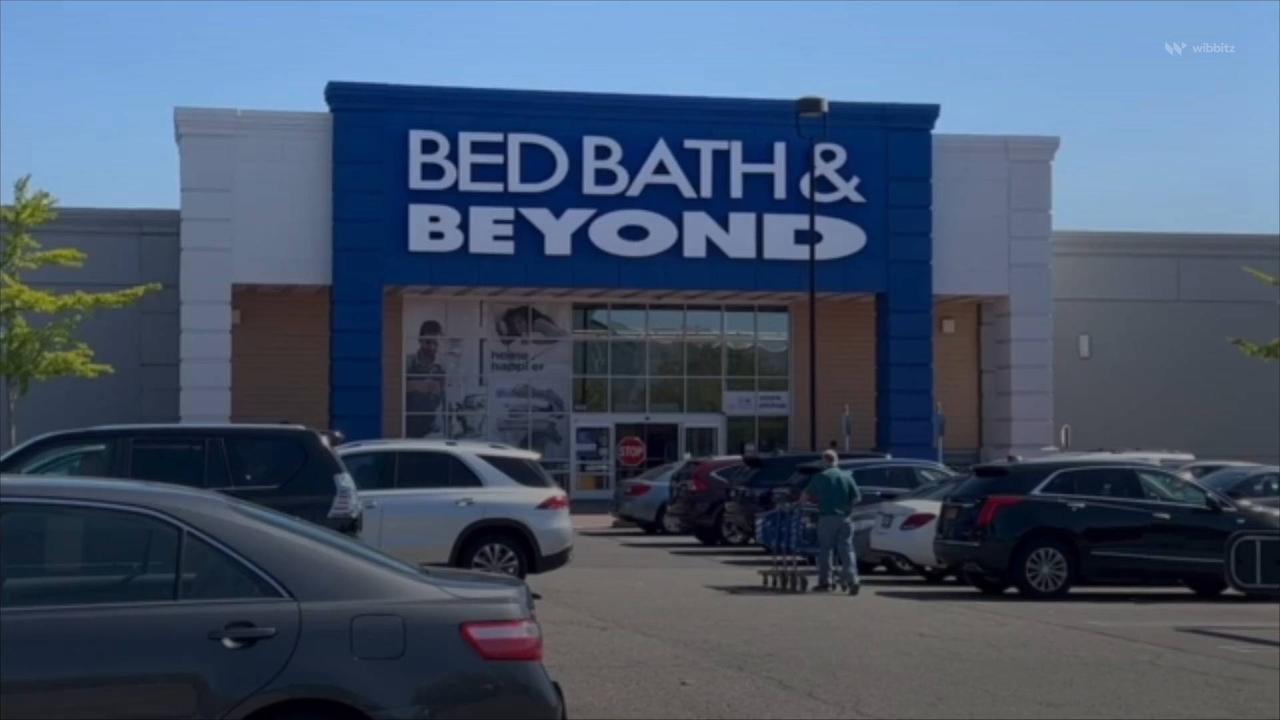 Bed Bath & Beyond Defaults on Credit Line, Says It Can’t Pay Debts