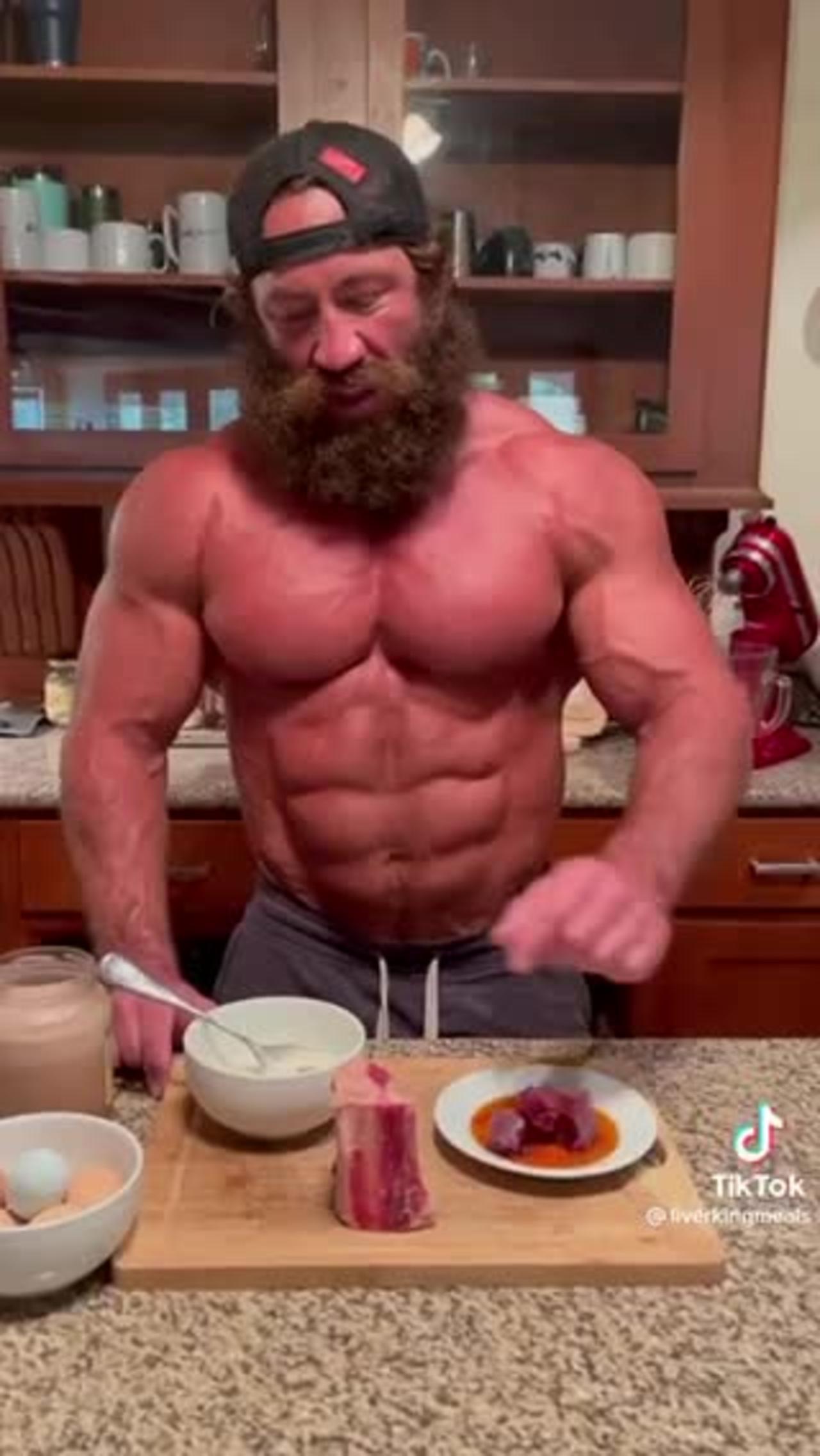 Liver king dinner 11 One News Page VIDEO