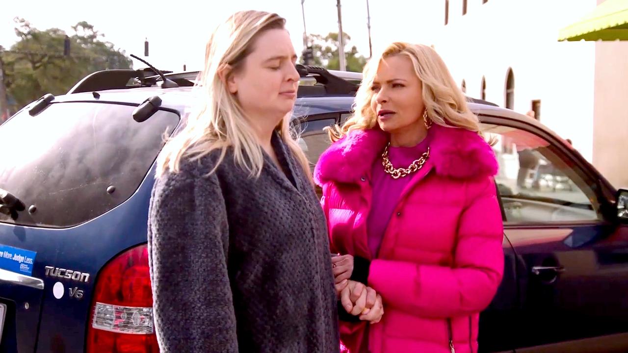 Barb Surprises Kelly on the Latest Episode of FOX’s Welcome to Flatch