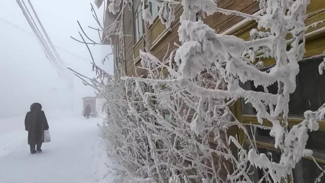 Life in the COLDEST PLACE on Earth (Record-Breaking Cold!)  Yakutsk, Yakutia