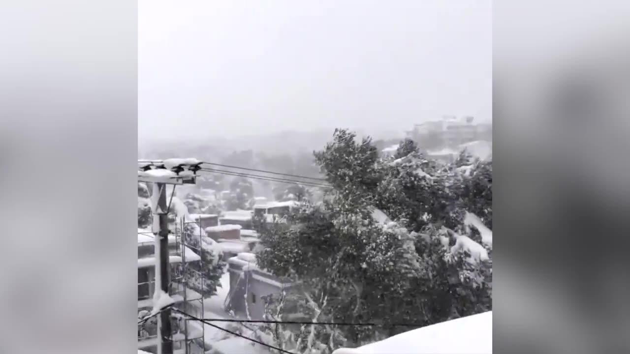 11 minutes ago! Historic snow storm in Greece! 20,000 schools and kindergartens urgently closed!