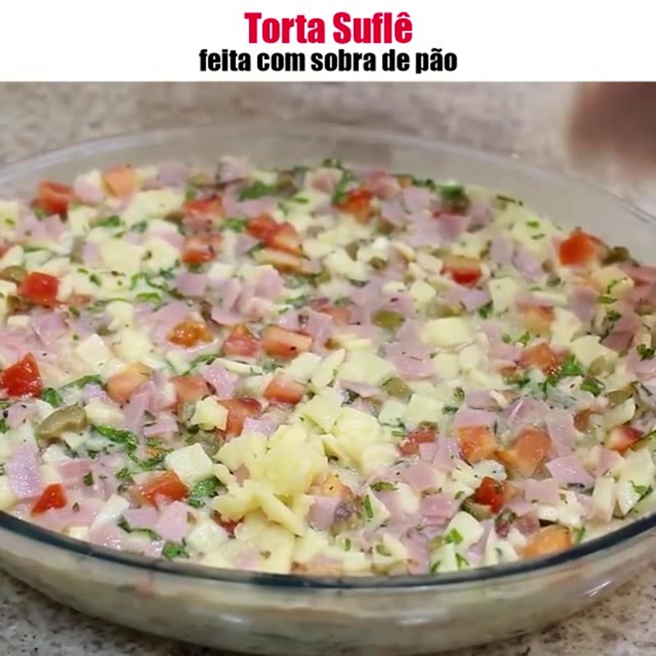 Torta suflê feita com sobra de pão