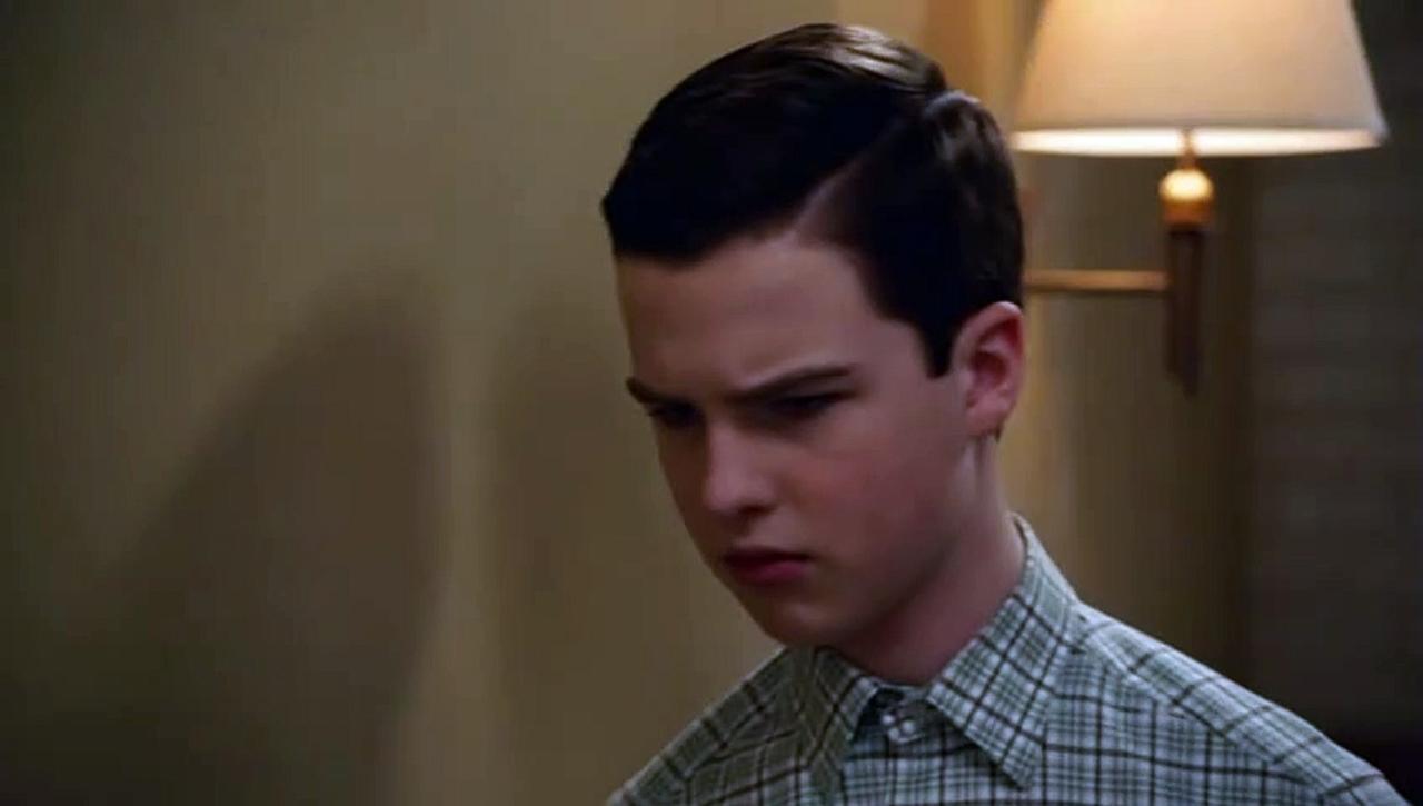 Young Sheldon S06E13 A Frat Party, a Sleepover & Mother of All Blisters