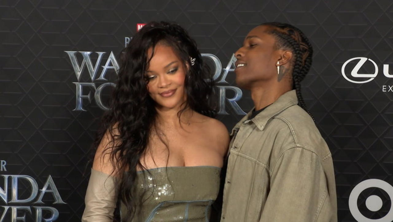 Rihanna Didn’t Know She Was Pregnant When She Agreed To Super Bowl
