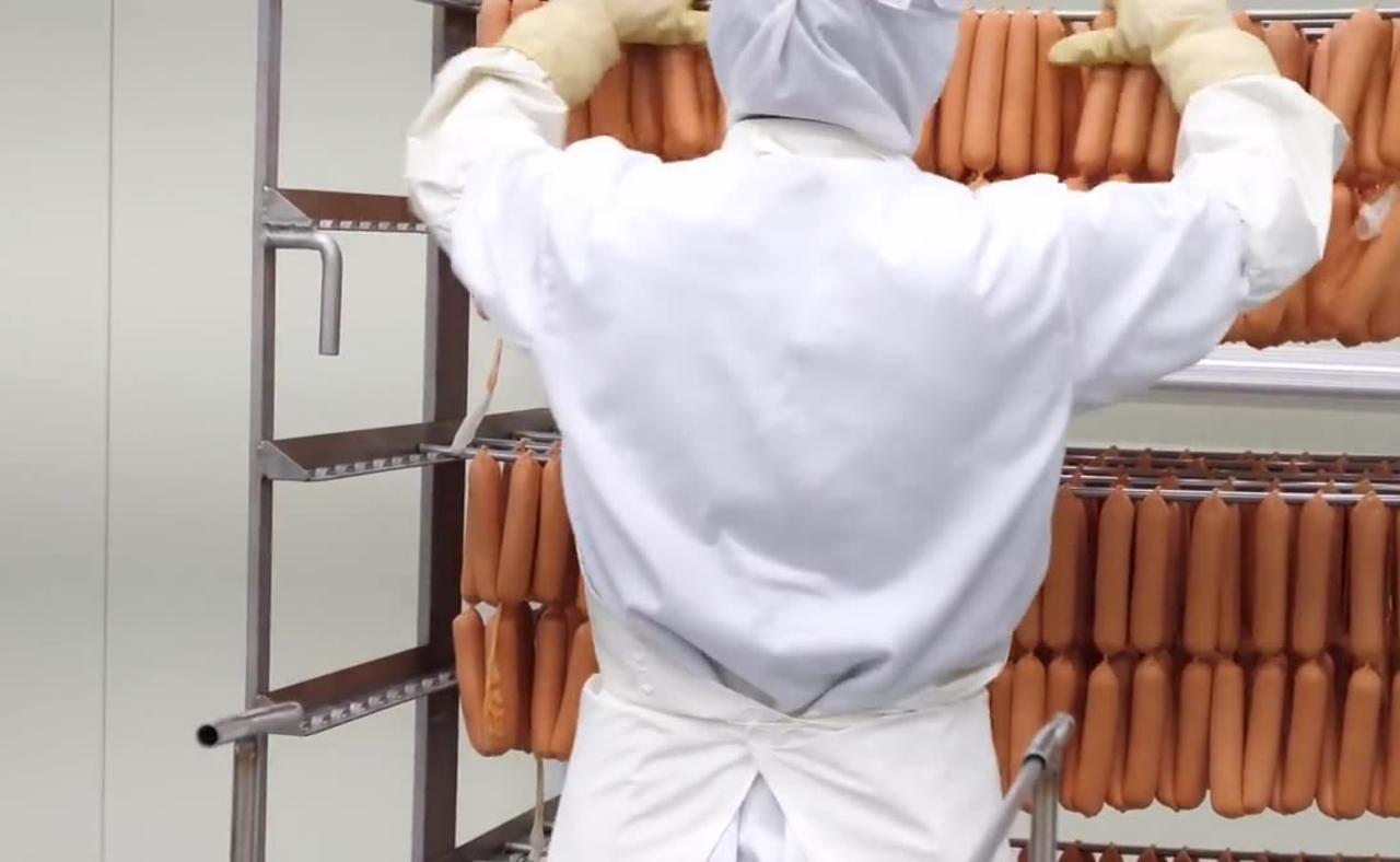 How to Make Mass Sausages in The Factory One News Page VIDEO