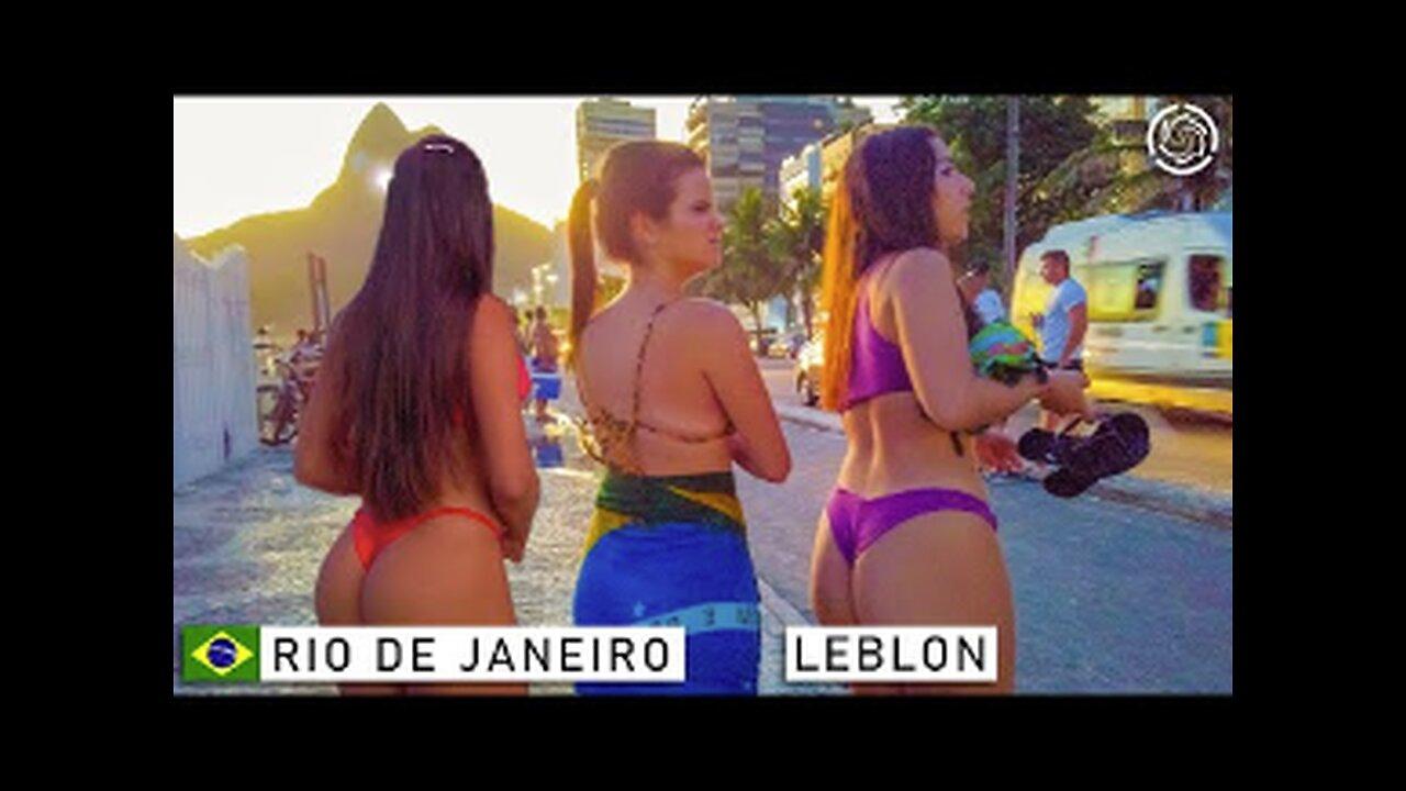  Leblon Beach Boardwalk in Carnival day  - Rio de Janeiro, Brazil - March 01, 2022【4K】.