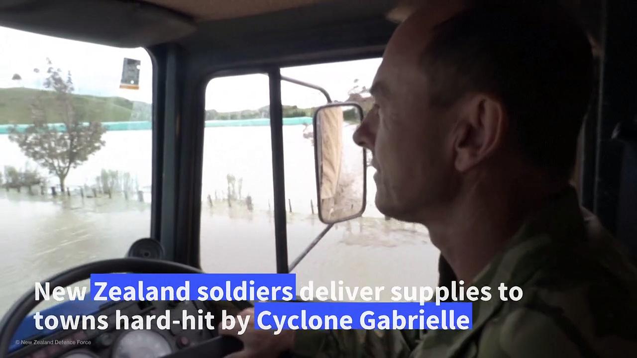 New Zealand troops supply aid to storm-hit towns