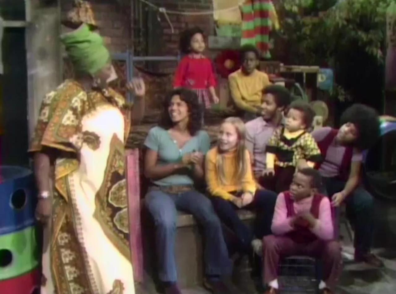 David (Northern Calloway) introduces the kids on Sesame Street to gospel music