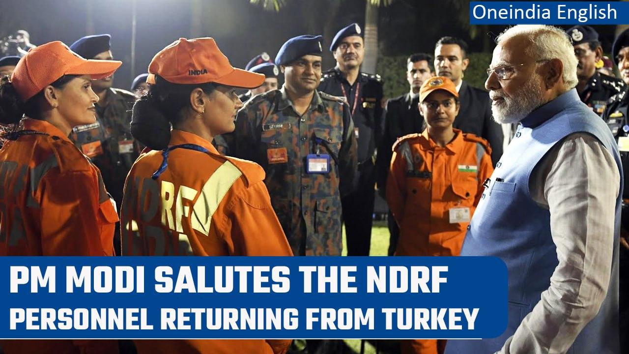 PM Modi interacts with NDRF teams returning from Turkey as part of Operation Dost | Oneindia News