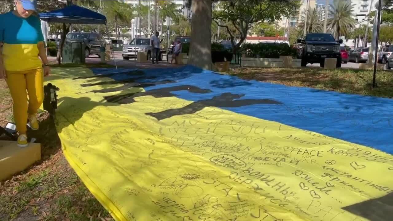 Sarasota Ukrainians commemorate 1 year of Russia's invasion in Ukraine